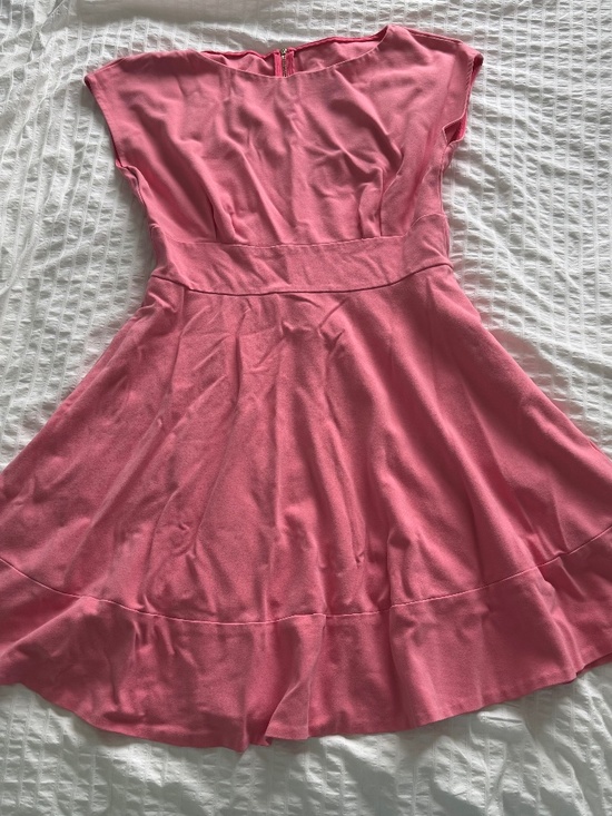 kate spade Dresses & Skirts - Kate Spade new dress size XL.  Coral colour.